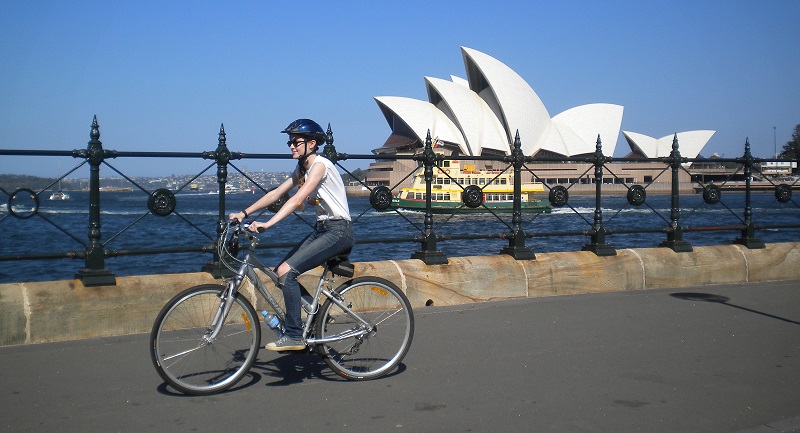 New cycling safety laws roll out across NSW